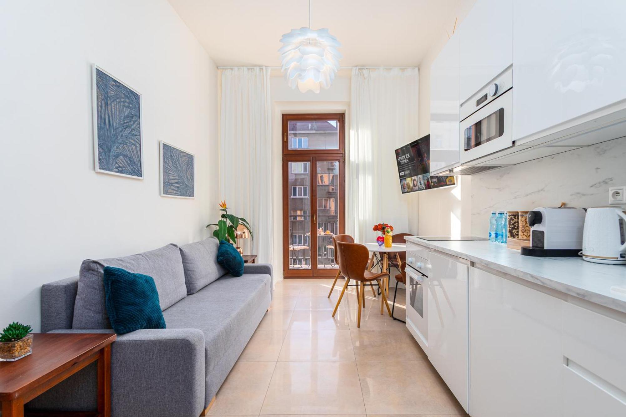 Cozy Gateway Apartment