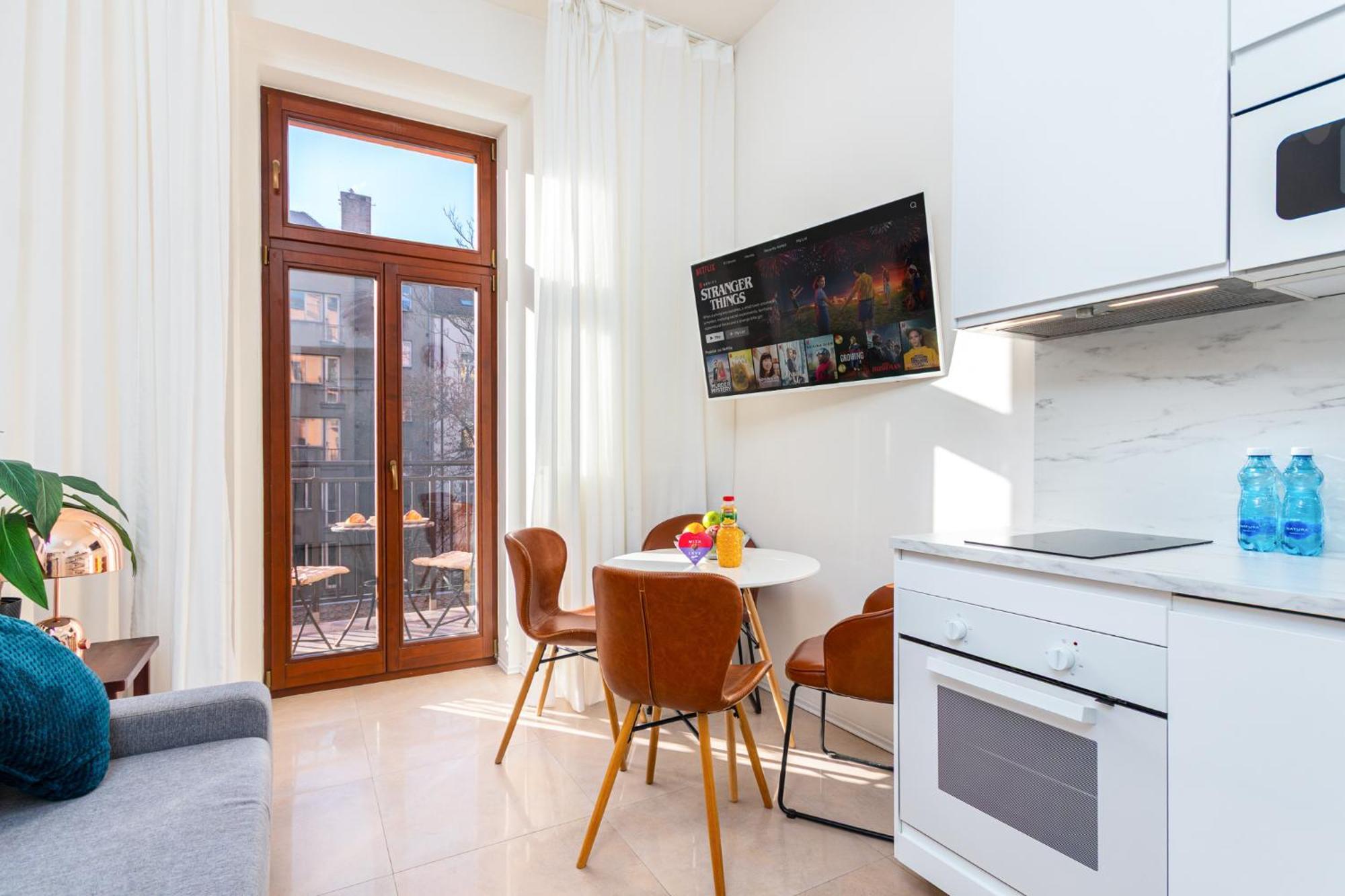 Cozy Gateway Apartment